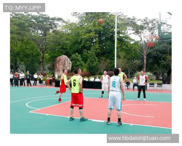 南京篮球队大满贯点评团队协作表现展现团结力量与默契配合的精彩瞬间